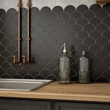 BLACK MATTE FISH SCALE TILE